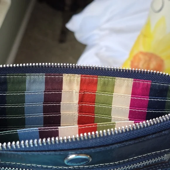 Coach DENIM POPPY Legacy LINED large Wristlet. Fits Iphone RARE - Picture 3 of 15